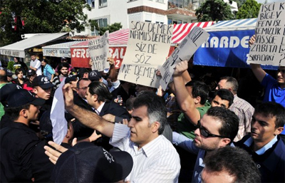 baykal_protesto_514329735.jpg
