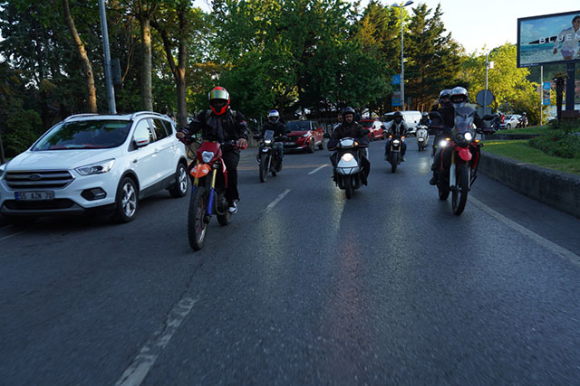 moto9.jpg